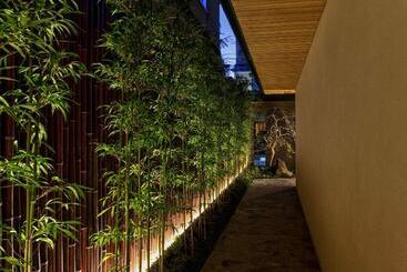 هتل Garrya Nijo Castle Kyoto   Banyan Group