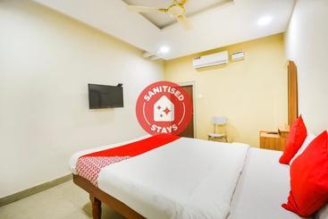 ホテル Oyo 70050 Venketeswara Lodge