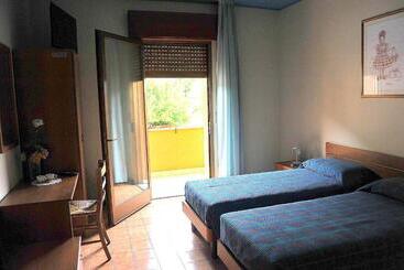 فندق صغير Locanda Da Cidalie