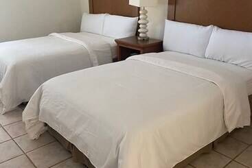 酒店 Bahia Bay Resort