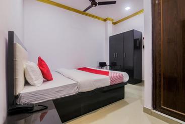 Отель Oyo 22282 Travellers Nest