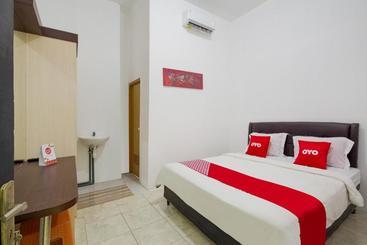 فندق Oyo Life 3358 Griya Aisyah Residence 2
