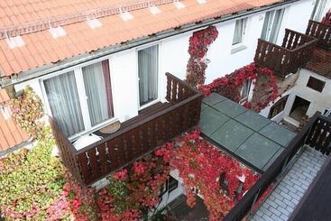 酒店 Waldmünchner Stub'n