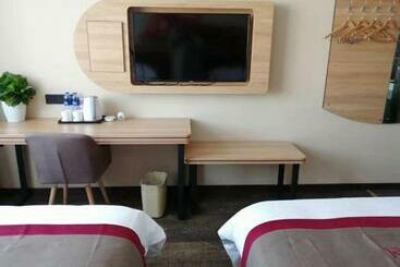 Thank Inn Chain Hotel Anhui Suzhou Lingbi County Qimeishan Road Store