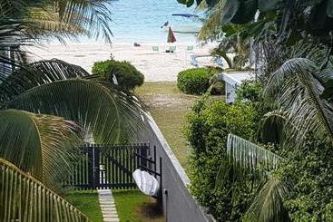 Otel South Reef Luxury Apartments