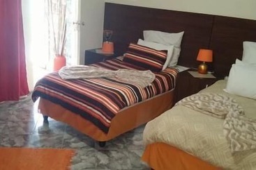 Aron's Guest House Bed & Breakfast