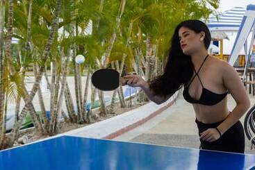 هتل آپارتمان Green9 Hotel & Beach Resort Same