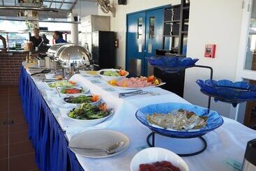 בית מלון כפרי Grandblue Resort