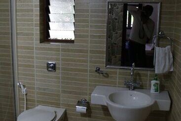 Отель Shangri La Jungle Resort