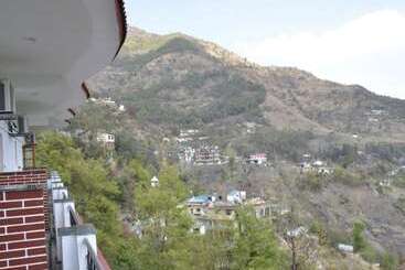 فندق Winsum Hill