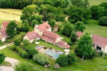 Пансион Le Hameau Du Quercy