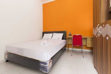 ペンション Reddoorz @ Pekayon Bekasi