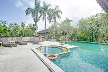 هتل Collection O 90805 Aditya Beach Resort And Spa