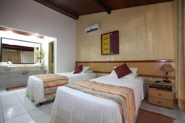 בית מלון כפרי Cana Brava All Inclusive Resort