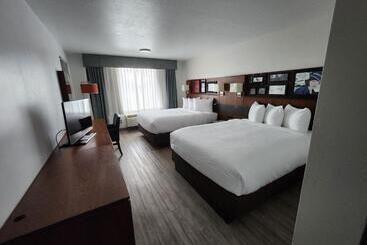 בית מלון כפרי Clarion Inn Idaho Falls Riverfront