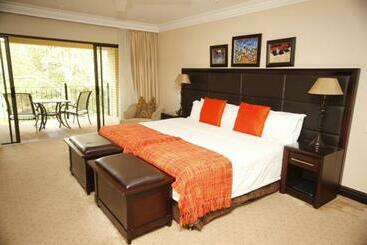 Отель Makaranga