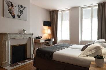 هتل The Originals Boutique, Hôtel Victoria, Fontainebleau