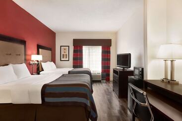 هتل Wingate By Wyndham Montgomery