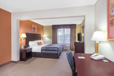 فندق Wingate By Wyndham West Monroe