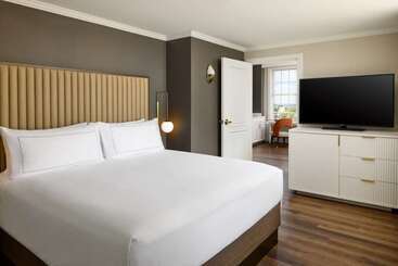 The Terrace Hotel Lakeland, Tapestry Collection By Hilton