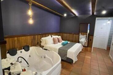 هتل Campestre Manoa