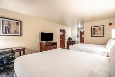 Отель Comfort Inn & Suites Morgan