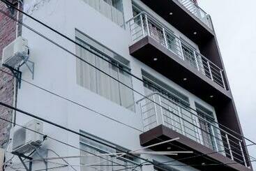 فندق Paris Senlis Hostel Plus