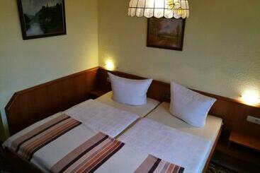 فندق Pension Schulze