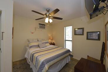 모텔 Shiner Country Inn