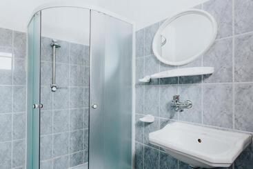 민박 Pension Rose Trandafirul