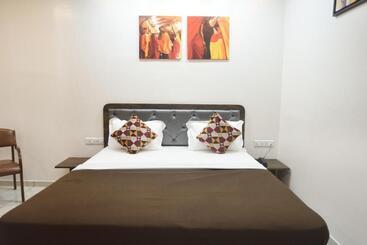 בית מלון כפרי Atithi Inn