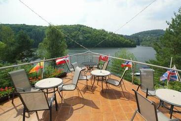 Отель Laguna Slapy