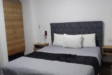 בית מלון כפרי Royalsun