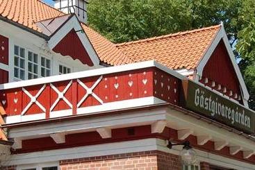 Отель Röstånga Gästgivargård