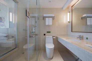 בית מלון כפרי Vienne International