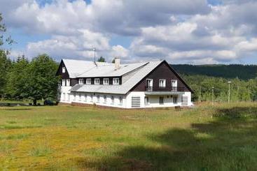 膳宿费 Chata Na Souši