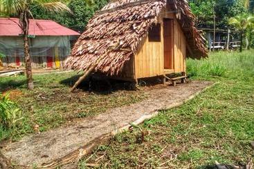 پانسیون Hakuna Matata Ecolodge