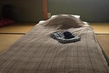 مبيت وإفطار Guest House Mitsuka