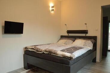 펜션 Apartmány Polevsko