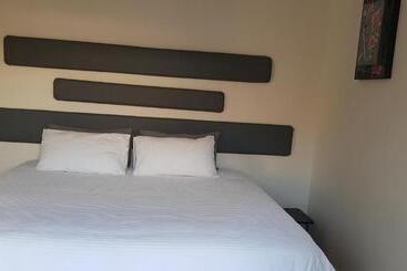 بنسيون Hullabaloo Selfcatering Sleepover