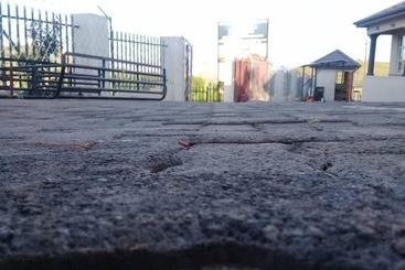 פנסיון Naledi Lodge & Guest Houses