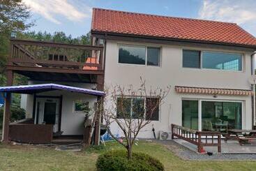 ペンション Namhea German Village Beethoven House