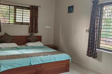 פנסיון Sugamya Farm Guesthouse