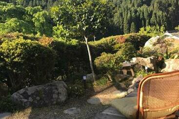 پانسیون Yakuno House