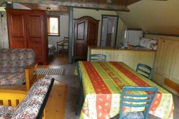 הוסטל Auberge La Seigneurie Valcartier