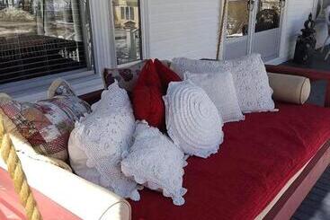 مبيت وإفطار The Perkins House