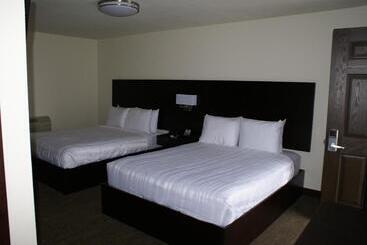 فندق على الطريق Boarders Inn & Suites By Cobblestone Hotels   Syracuse
