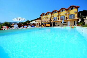 ペンション Mai Danube