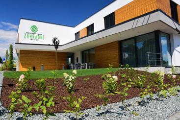 ペンション Penzion Zahradní