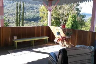 بنسيون Pousada Camponesa